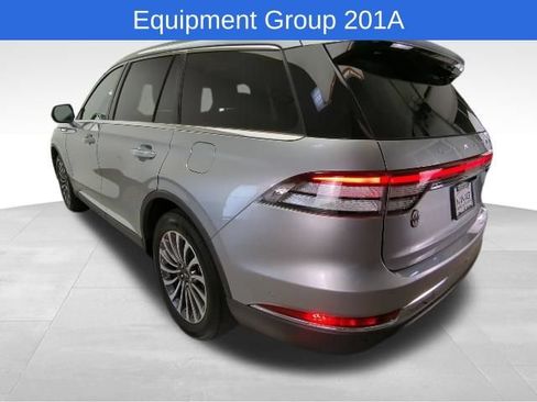 Used 2024 Lincoln Aviator Reserve w/ Equipment Group 201A AWD/4WD image 5
