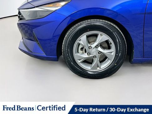 Certified 2023 Hyundai Elantra SE image 30