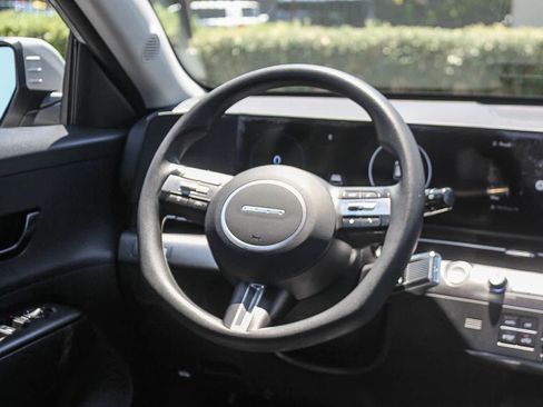 Certified 2024 Hyundai Kona SE FWD image 19