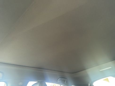 Used 2024 Toyota Venza Limited image 17