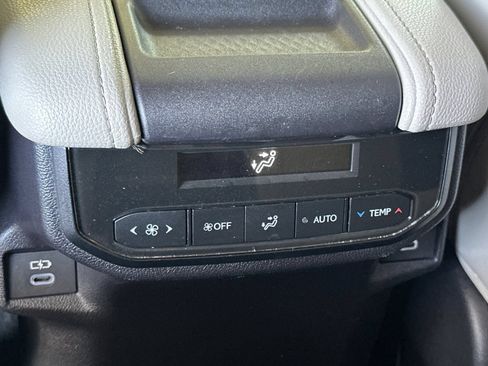 Certified 2026 Toyota Grand Highlander AWD Hybrid image 16