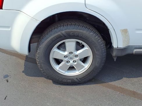 Used 2011 Ford Escape XLT AWD/4WD image 21