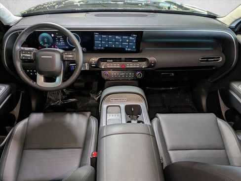 Used 2026 Hyundai Palisade SEL Premium FWD image 17
