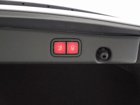 Certified 2019 Mercedes-Benz E 63 AMG S image 33