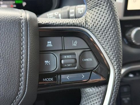 New 2026 Toyota Sequoia Platinum AWD/4WD image 20