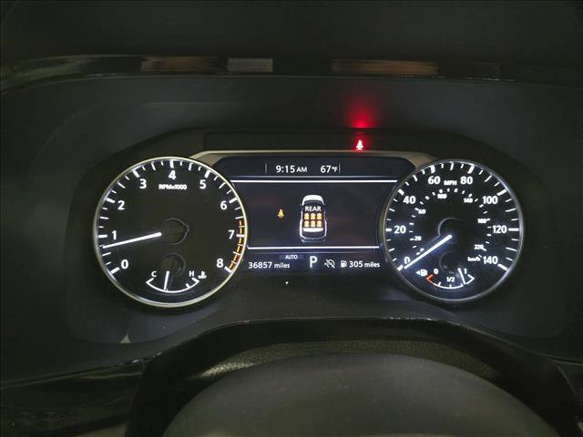 Used 2025 Nissan Pathfinder SV AWD/4WD image 19