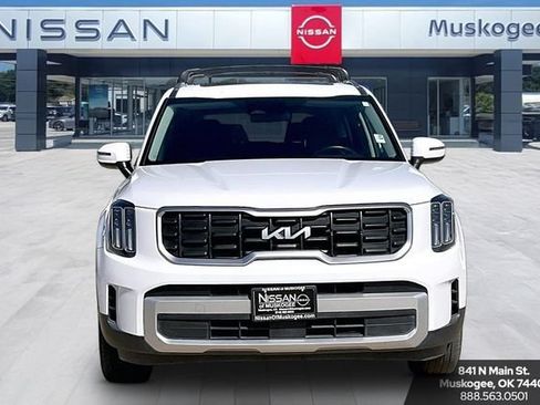 Used 2025 Kia Telluride S AWD/4WD image 2