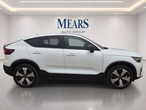 Used 2023 Volvo C40 Recharge Core AWD/4WD image 7