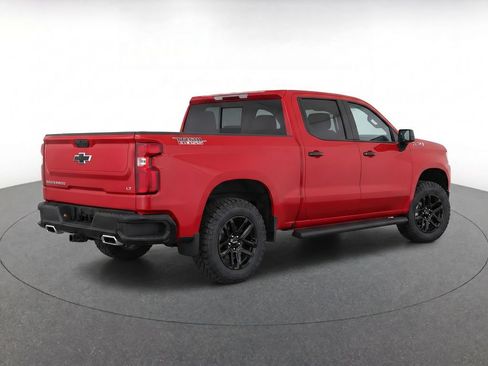 Used 2025 Chevrolet Silverado 1500 LT Trail Boss w/ LT Trail Boss Premium Package AWD/4WD image 4