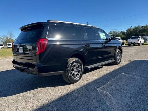 New 2025 Ford Expedition Max Active image 5