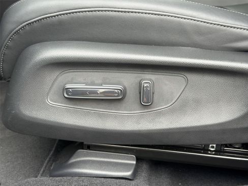 Used 2025 Acura ADX AWD image 23