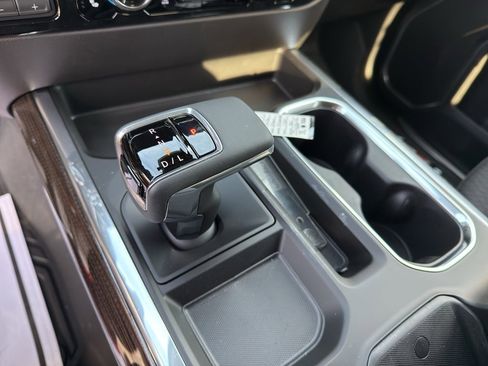 New 2026 Chevrolet Silverado 1500 LT w/ Z71 Off-Road Package image 16