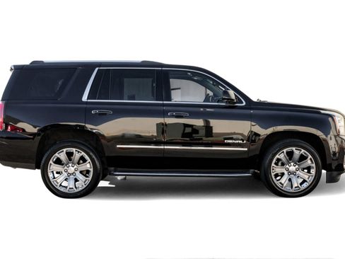 Used 2016 GMC Yukon Denali w/ Open Road Package image 6