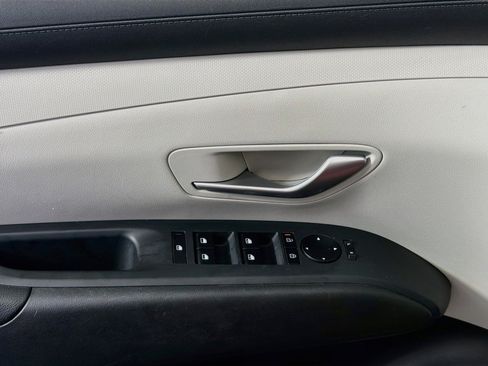 Used 2025 Hyundai Tucson SEL FWD image 15
