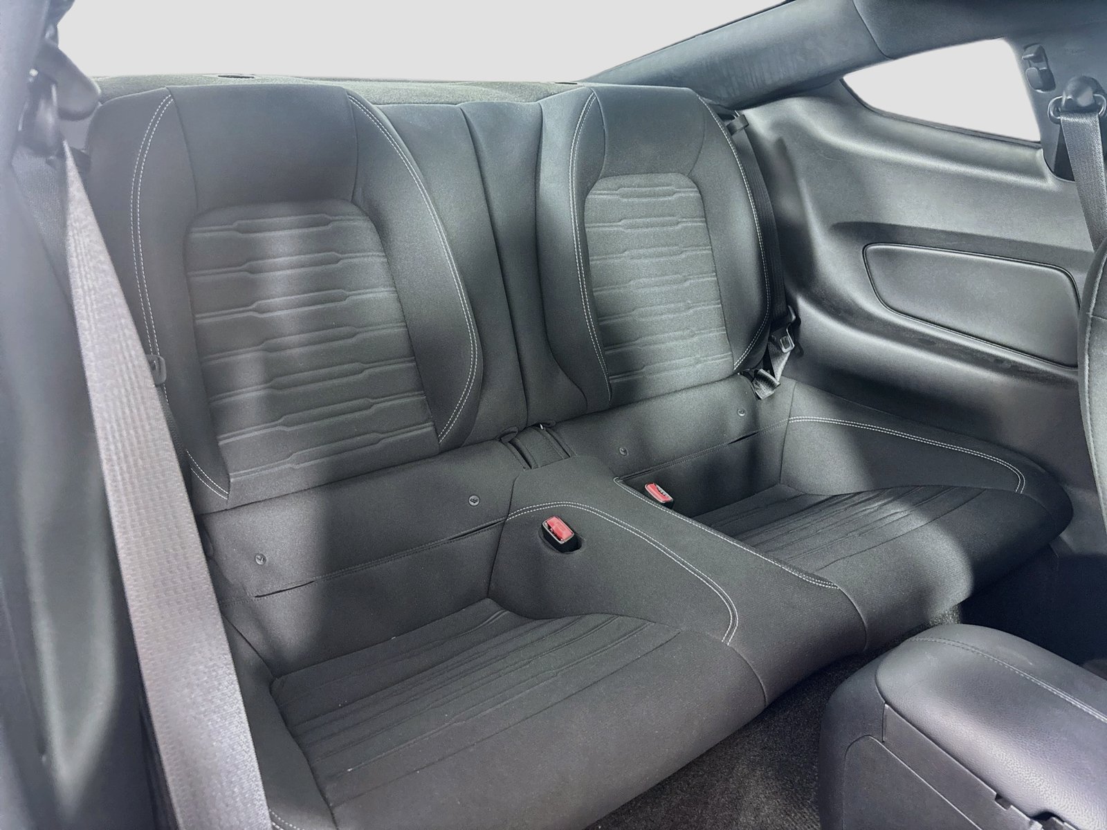Used 2015 Ford Mustang GT RWD image 23