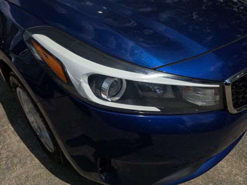 Used 2018 Kia Forte LX FWD image 17