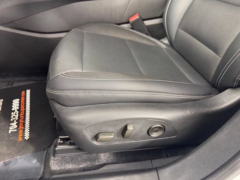 Used 2024 Chevrolet Blazer EV LT AWD/4WD image 11