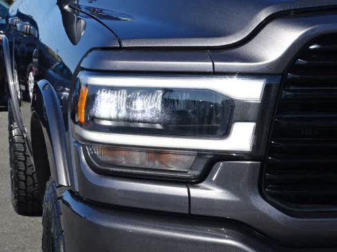 Used 2022 RAM 2500 Laramie AWD/4WD image 5