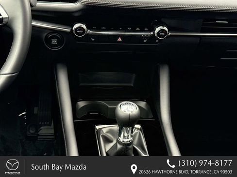 New 2026 MAZDA MAZDA3 2.5 S Hatchback w/ Premium Pkg FWD image 17