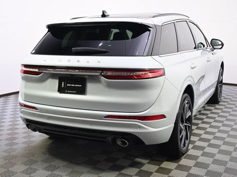 New 2026 Lincoln Corsair Grand Touring image 6