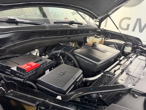 Used 2021 Chevrolet Tahoe Z71 AWD/4WD image 9