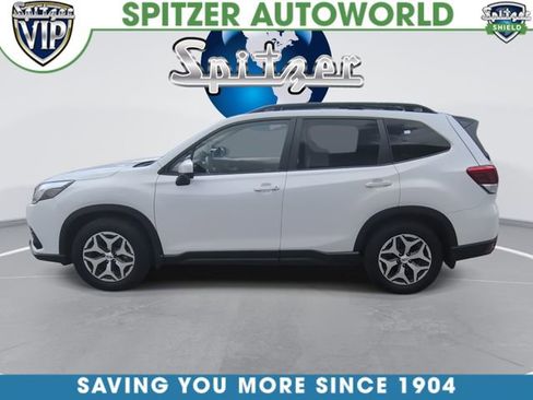 Used 2024 Subaru Forester Premium AWD/4WD image 6