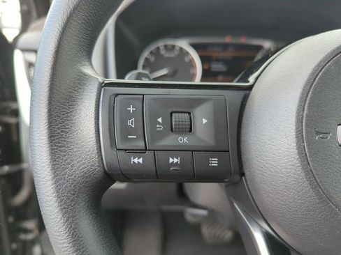 Certified 2022 Nissan Rogue SV image 35