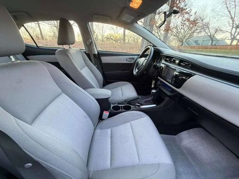 Used 2014 Toyota Corolla LE image 10