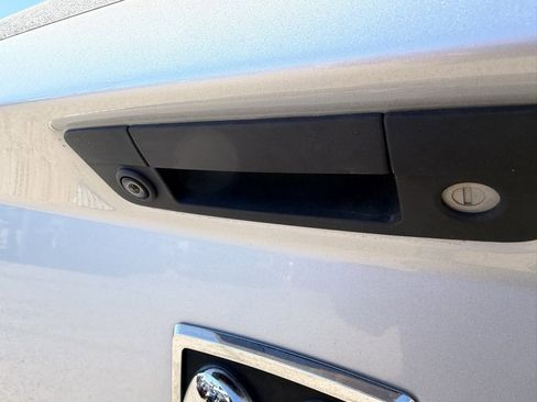 Used 2017 RAM 1500 Laramie image 8