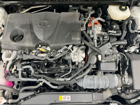 Used 2025 Toyota Camry LE image 24