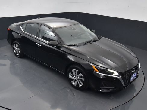 Certified 2025 Nissan Altima 2.5 S image 30