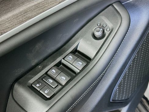 New 2025 Jeep Grand Cherokee Limited image 23