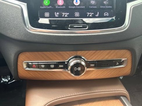 Certified 2024 Volvo XC90 B6 Plus w/ Protection Package Premier AWD/4WD image 27