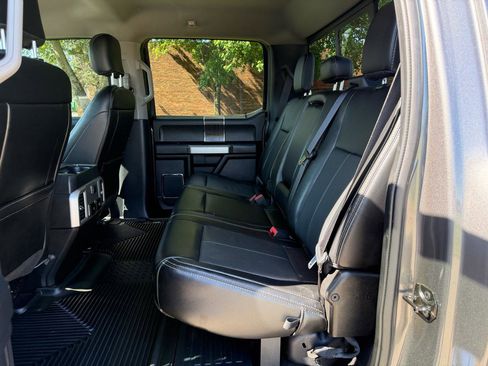 Used 2021 Ford F250 Lariat w/ Lariat Value Package AWD/4WD image 38