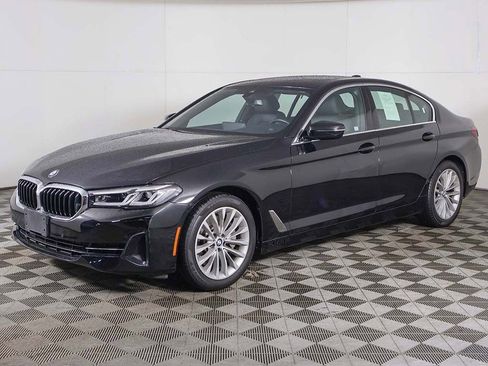 Used 2023 BMW 530i xDrive w/ Convenience Package image 8