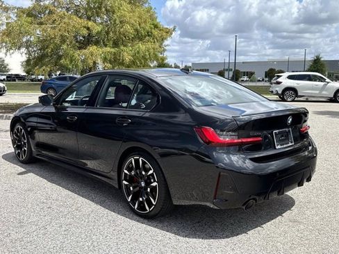 Used 2026 BMW 330i Sedan w/ M Sport Package RWD image 5
