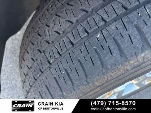 Used 2016 GMC Yukon Denali image 9