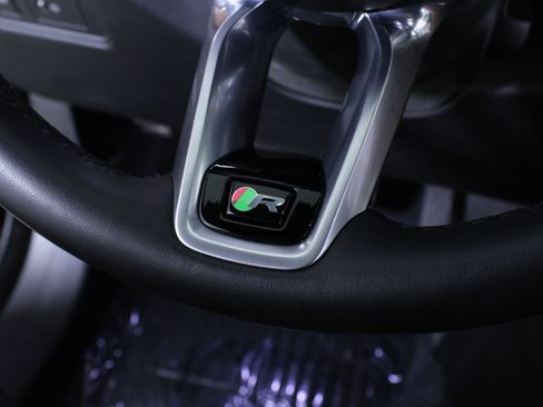 Used 2023 Jaguar F-PACE R-Dynamic S image 23