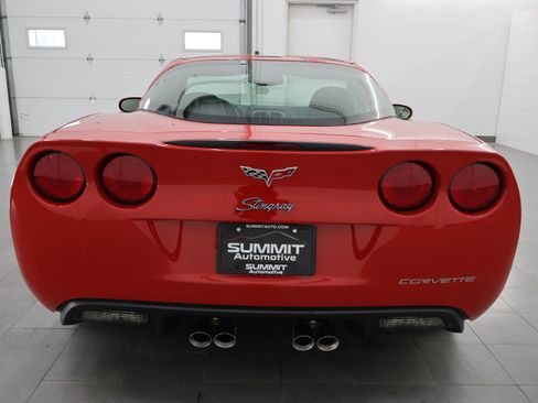 Used 2007 Chevrolet Corvette Coupe w/ Preferred Equipment Group RWD image 21
