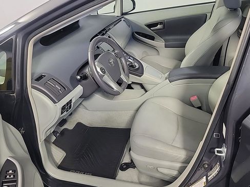 Used 2011 Toyota Prius Four w/ Solar Roof Pkg FWD image 16