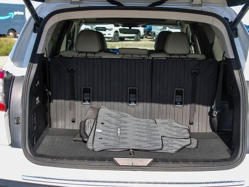 Used 2021 Subaru Ascent Limited w/ Technology Package image 25