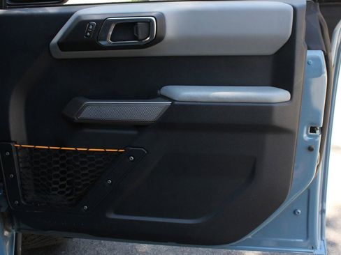 Used 2022 Ford Bronco Badlands w/ Sasquatch Package image 25