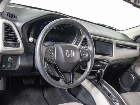Used 2017 Honda HR-V EX-L image 16