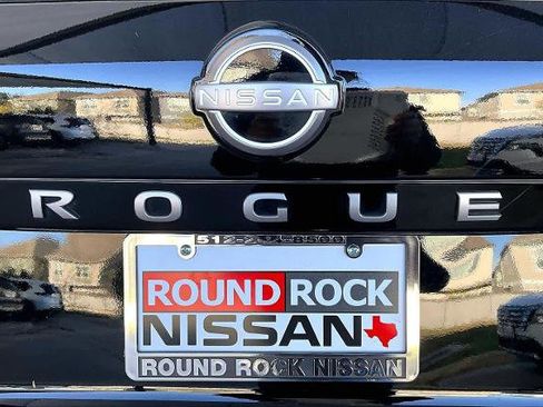 Certified 2024 Nissan Rogue SL w/ SL Premium Package image 9