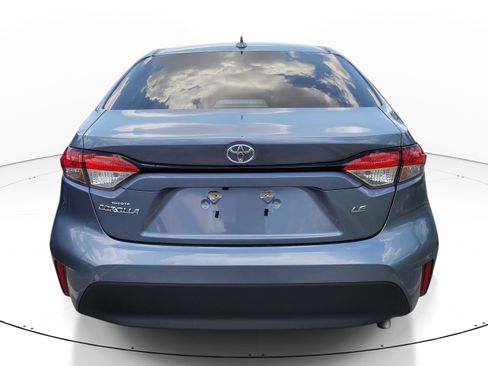 Used 2025 Toyota Corolla LE FWD image 6
