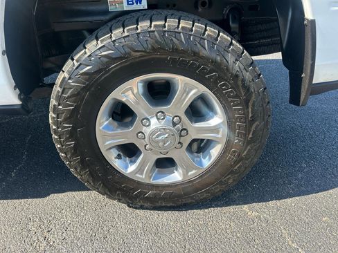 Used 2019 RAM 2500 Big Horn AWD/4WD image 11