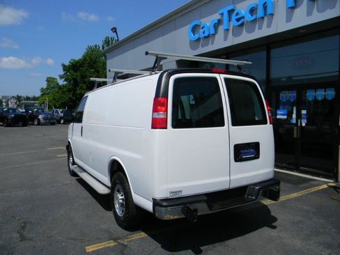 Used 2019 Chevrolet Express 2500 w/ Driver Convenience Package RWD image 8