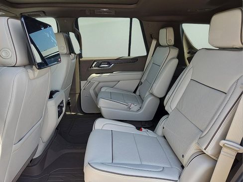 New 2026 GMC Yukon Denali AWD/4WD image 11