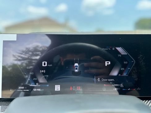 New 2026 BMW X5 M60i w/ Executive Package image 37