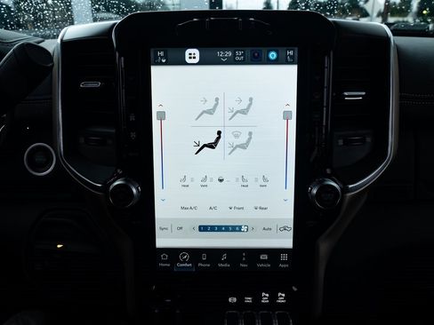 Used 2024 RAM 2500 Laramie image 13